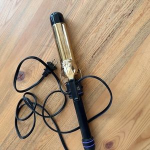 Hot Tools Curling Iron